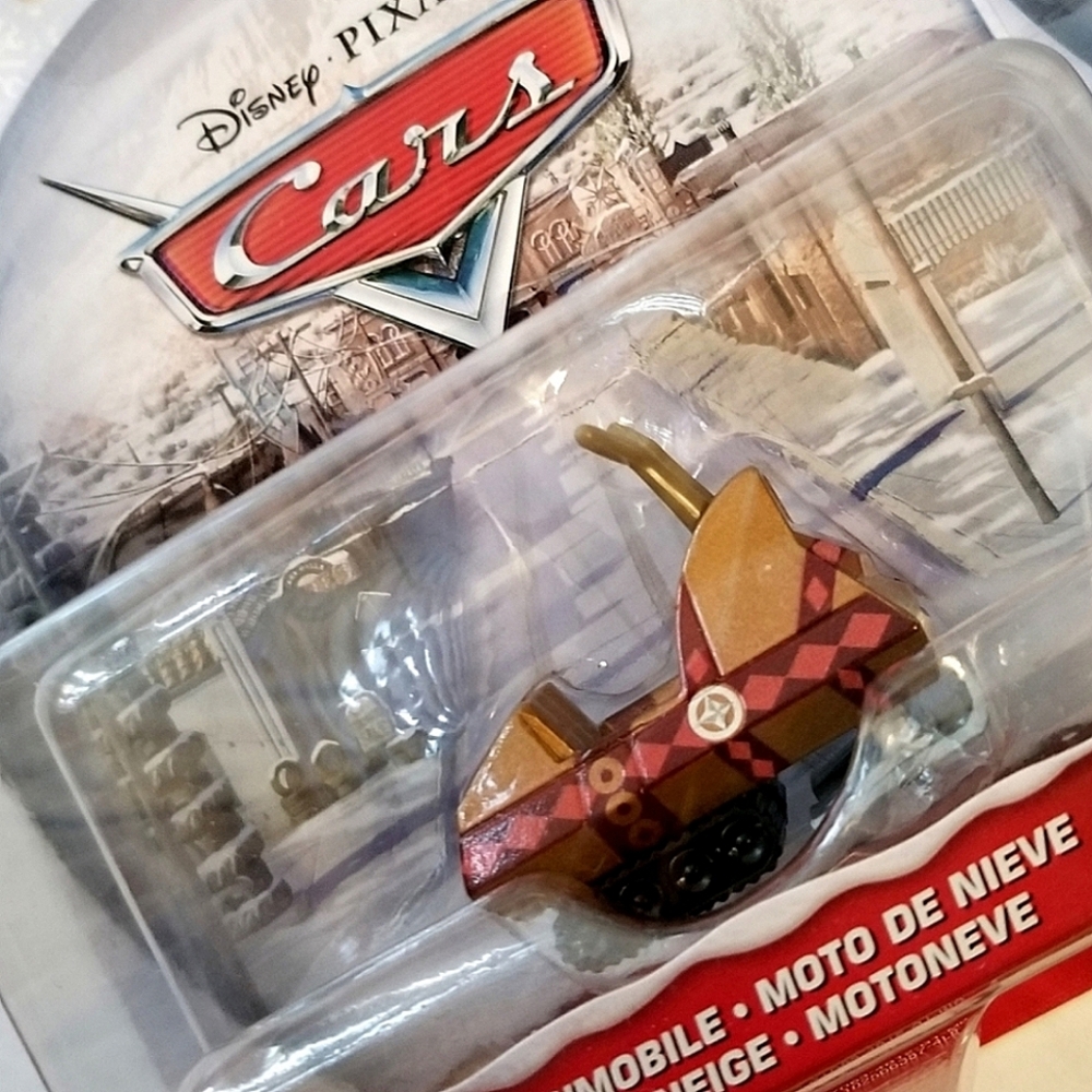 ❗Disney Cars Metal Limited Edition Diecast Car Snowmobile❗